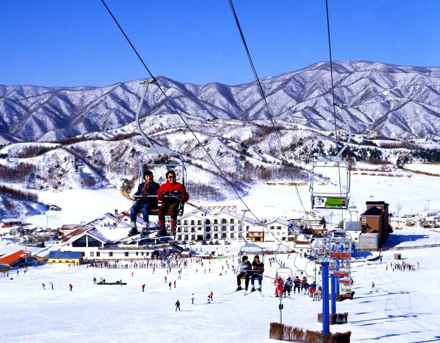 10 địa điểm du lịch Hàn Quốc mùa đông( tháng 12,1,2) có thể khiến bạn say mê