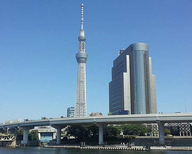 Tháp Tokyo trong ảnh - Biểu tượng của Thủ đô
