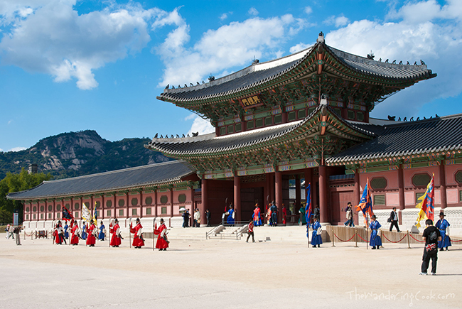 Výsledek obrázku pro Cung điện Gyeongbok