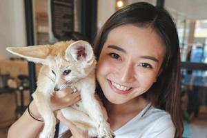 Những quán cà phê thú cưng cho du khách đến Bangkok của Thái Lan