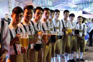 Những Trải Nghiệm Hấp Dẫn Của Lễ Hội Beer Thái Lan