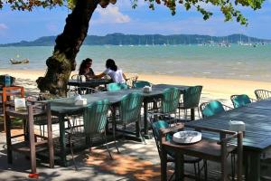 Những Địa Chỉ Ăn Uống Hấp Dẫn Nhất Phuket Thái Lan
