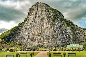 Trân Bảo Phật Sơn – Ngọn Núi Linh Thiêng Ở Pattaya Thái Lan