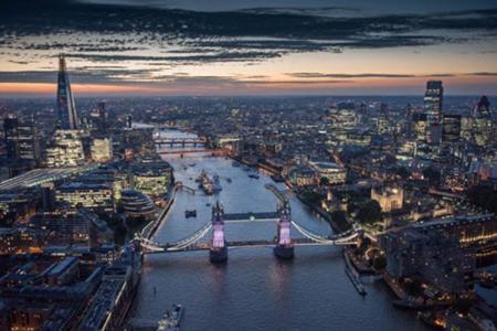 Khám phá vẻ đẹp London từ trên cao qua bức hình