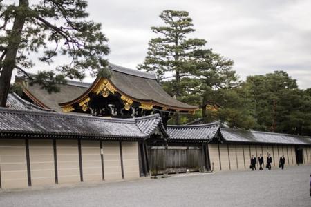 Hoàng Cung Kyoto - Điểm Đến Không Nên Bỏ Lỡ Khi Du Lịch Nhật Bản