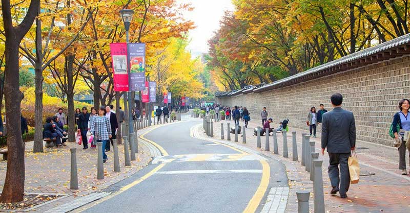 Con đường Samcheongdong mùa thu