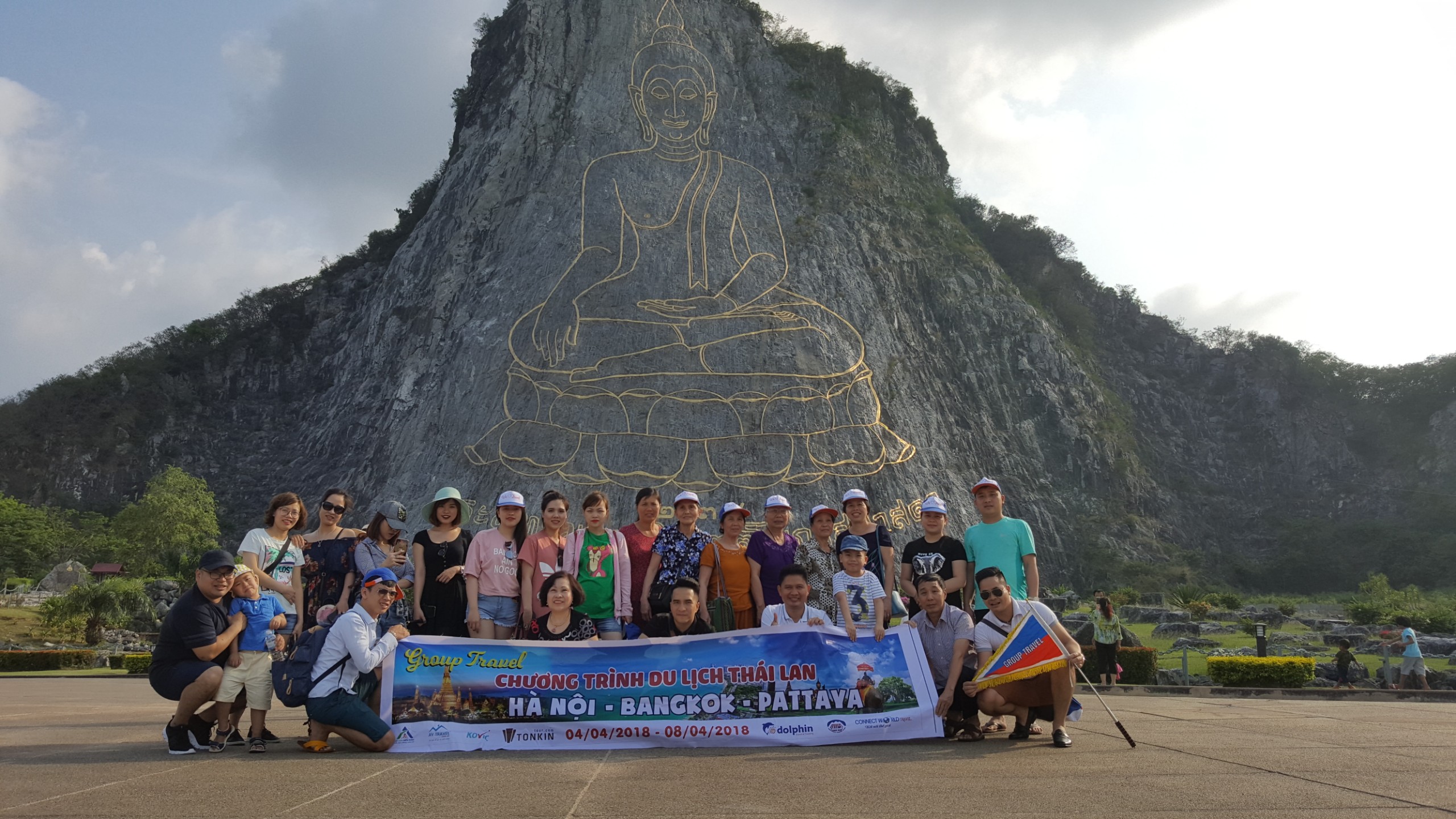 HÌnh ảnh khách hàng du lịch Thái Lan 04/04/2018 khởi hành HN 