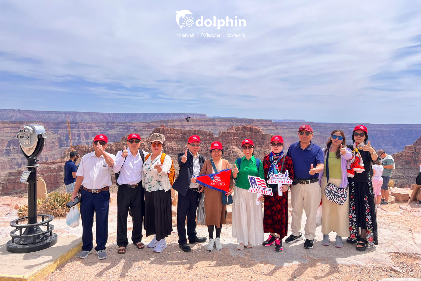 Đoàn Mỹ Đông Tây 13 Ngày 12 Đêm