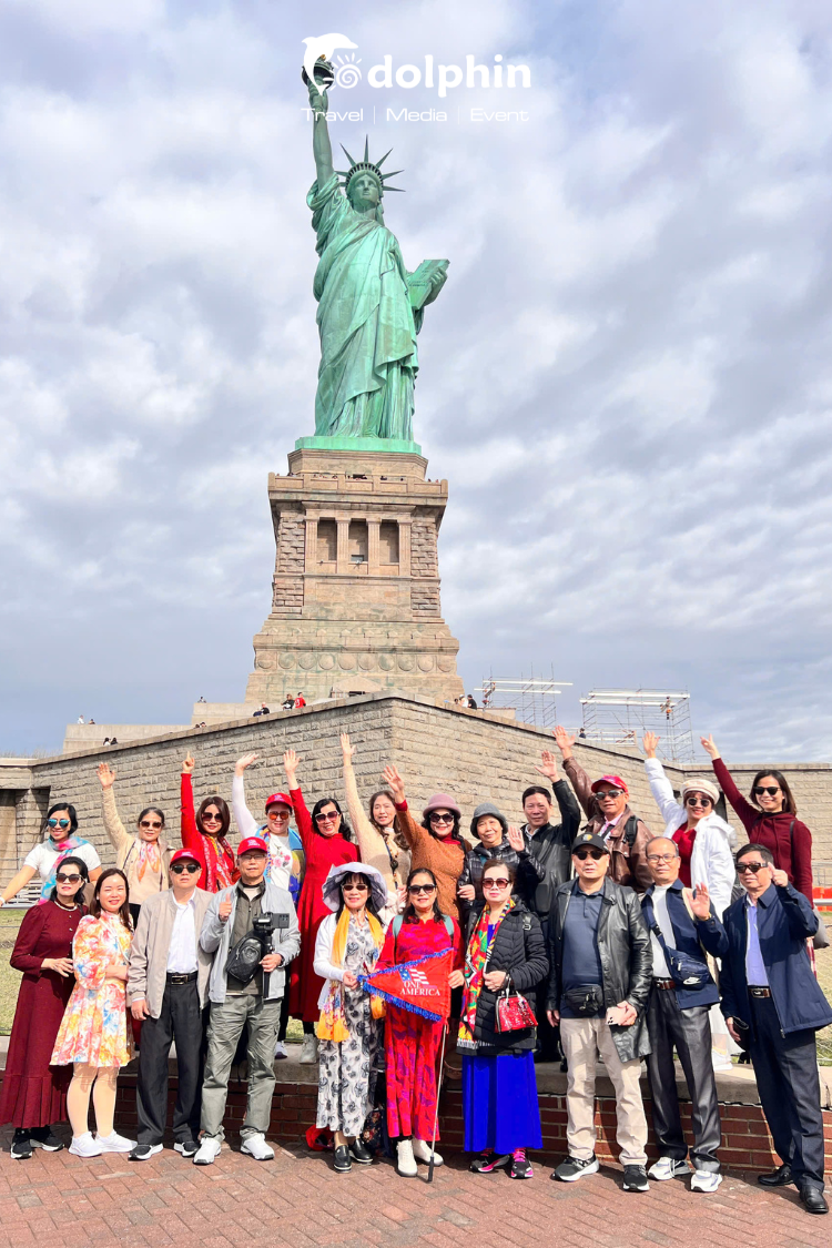 Đoàn Mỹ Đông Tây 13 Ngày 12 Đêm