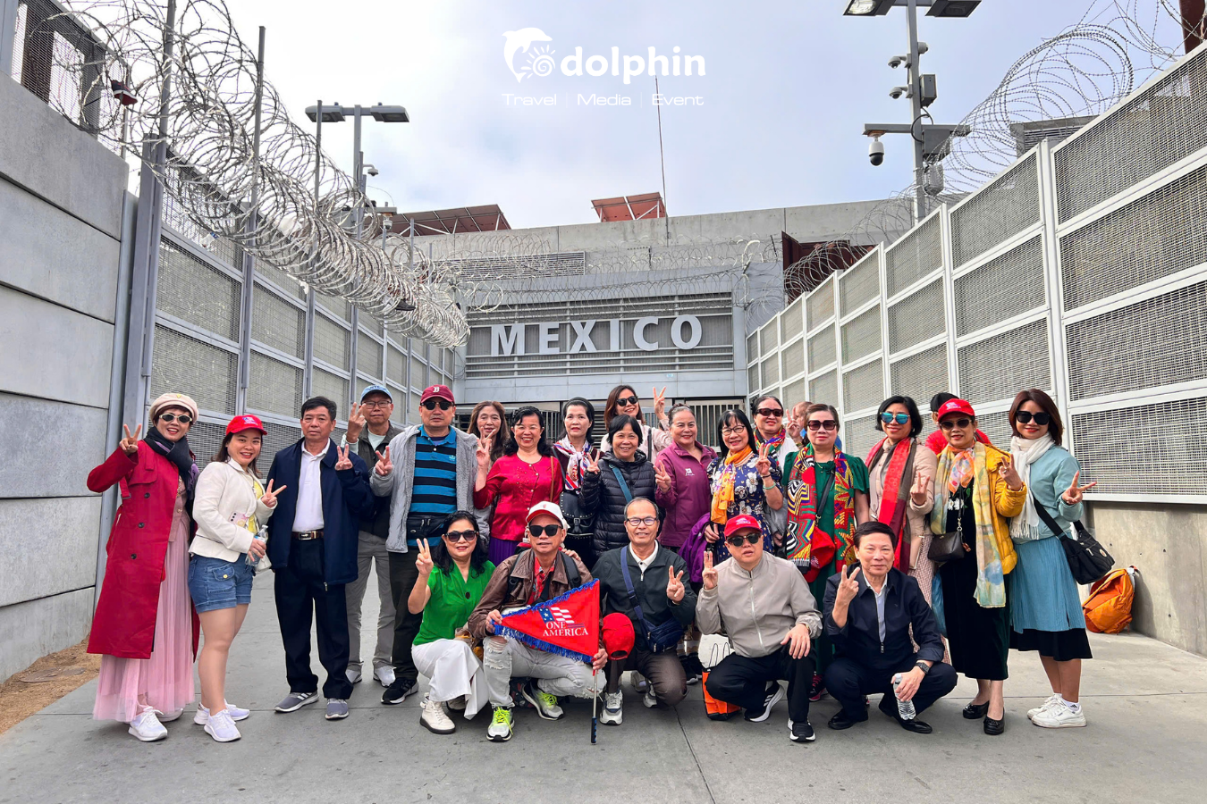 Đoàn Mỹ Đông Tây 13 Ngày 12 Đêm