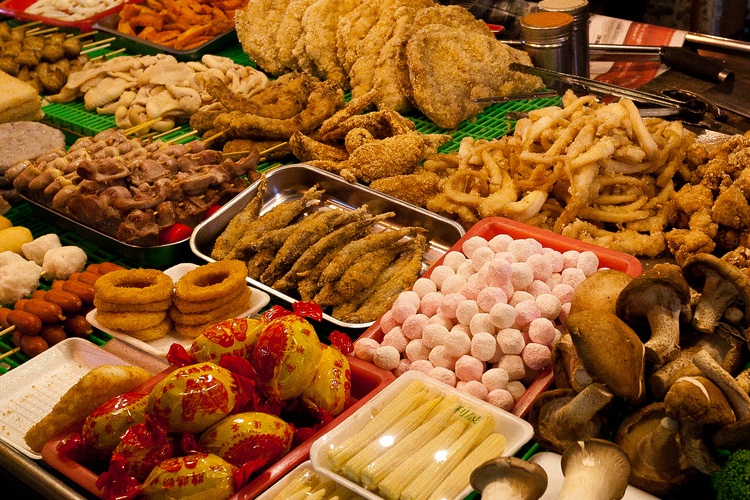 Top 5 Món Ăn Đường Phố Không Nên Bỏ Lỡ Ở Phuket Thái Lan