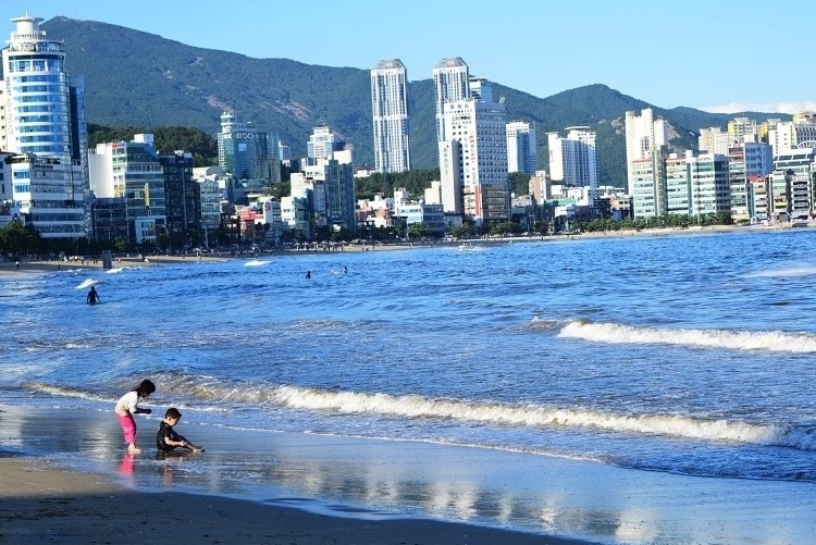Ghé Thăm Bãi Biển Gwangalli xinh đẹp ở Busan Hàn Quốc