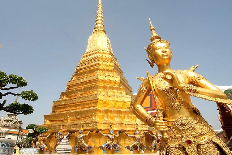 Chùa Phật Ngọc – Ngôi Chùa Linh Thiêng Nhất Bangkok Thái Lan