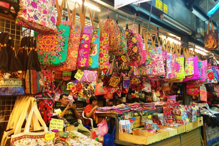 Mua Sắm Ở Khu Chợ Chatuchak Khi Đi Du Lịch Bangkok Thái Lan