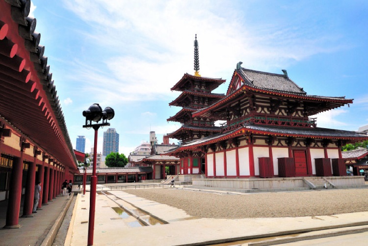 Chùa Shitenno-ji – Ngôi Chùa Có Bề Dày Lịch Sử Ở Osaka Nhật Bản