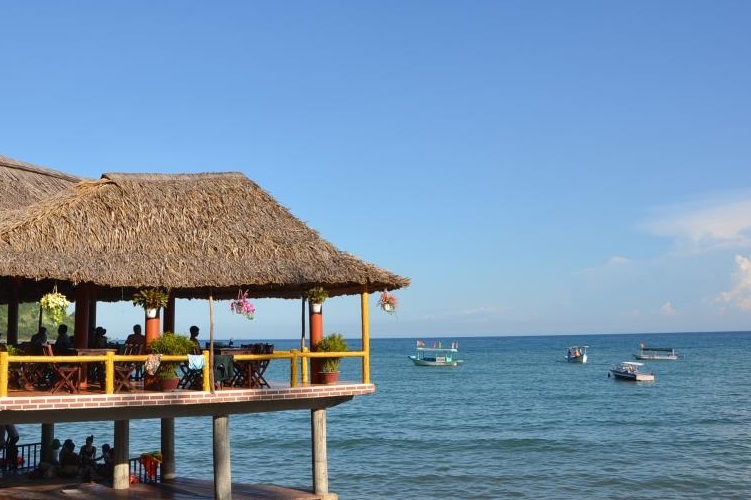 Khám Phá Vẻ Đẹp Hoang Sơ Mộc Mạc Của Bãi Rạng – Đà Nẵng