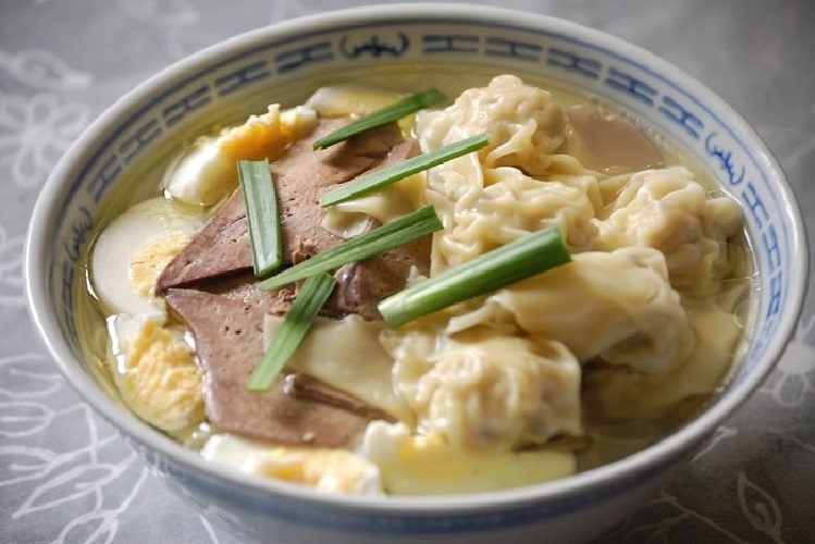 Cẩm Nang Thưởng Thức Đặc Sản Đường Phố Hội An