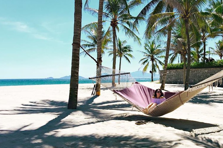 Tận Hưởng Sự Yên Bình Của Thiên Nhiên Tại Bãi Biển Hà My Quảng Nam