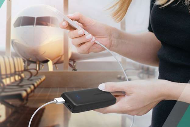 VÌ SAO SẠC PIN BỊ CẤM TRONG HÀNH LÝ KÍ GỬI?