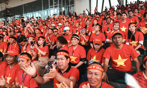 CÁC HÃNG BAY TĂNG CHUYẾN ĐƯA CỔ ĐỘNG VIÊN ĐI PHILIPPINES XEM CHUNG KẾT